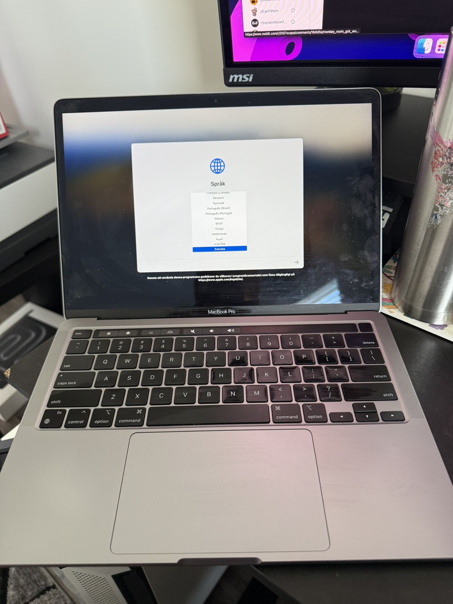 MacBook M2 Pro - 13” 16GB RAM 512 GB