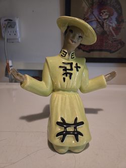 Beautiful MCM Ceramic Asian Figurine By Yona