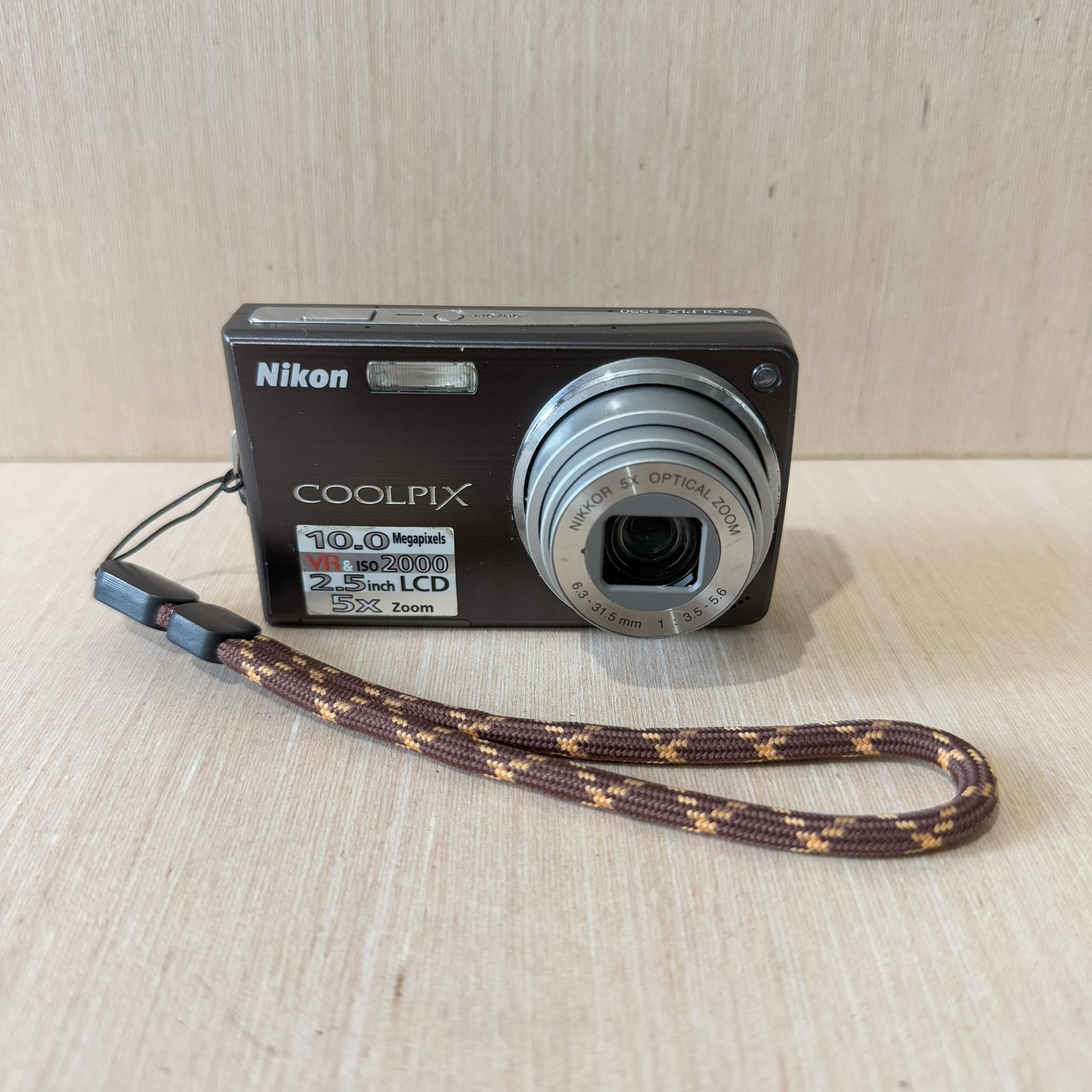 Nikon COOLPIX S550 10.0MP Digital Camera Brown w/SDCard-Charger Tested Great!!  