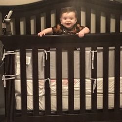 Wood Convertible Crib (baby Not Included)