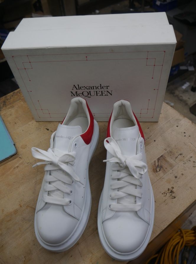 Alexander McQueen Oversized Sneaker White Lust Red Size 47/US 14 553680-WHGP7. pre owned. with box. note have a few stains. please look at all the pic