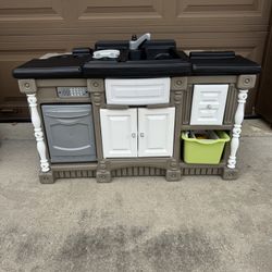 Kids Play Kitchen