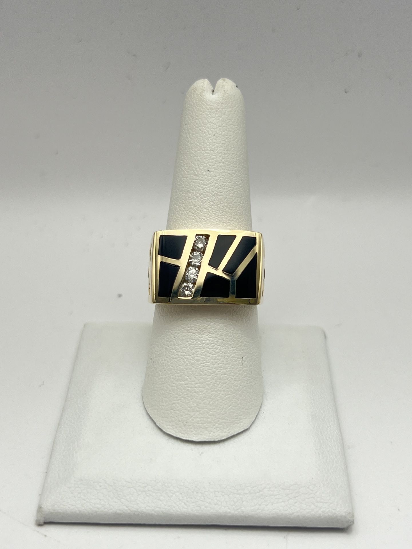 14kt Yellow Gold Diamond And Black Stone Ring