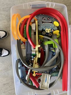 Mario Kart Hot Wheelz And Tracks