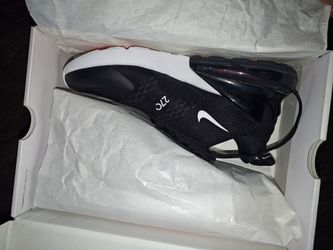 Nike 270s