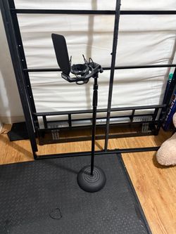 Mic stand