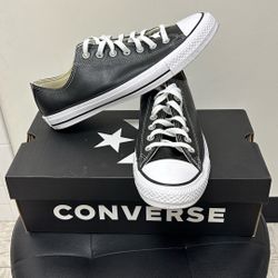 Men’s CONVERSE Sz.11.5.  Women’s 13.5