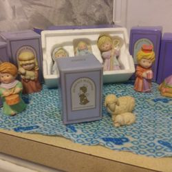 Avon Heavenly Blessings 13 Piece Nativity Collection