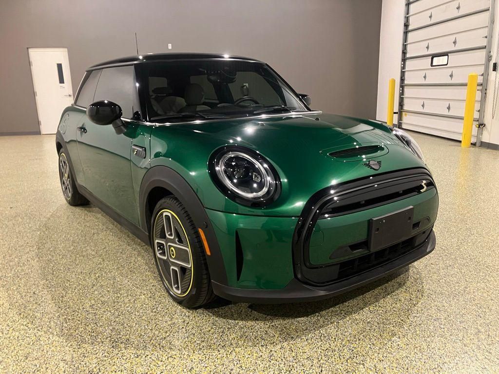 2022 Mini SE Hardtop