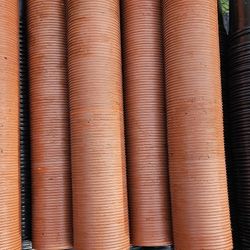 2 In Terracotta Plastic Containers 