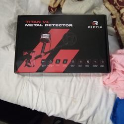 Titian V1 Metal Detector BRAND NEW !! 