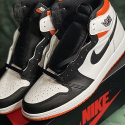 JORDAN 1 ELECTRO ORANGE 🍊 SIZE 10