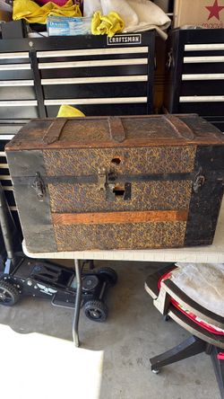 Trunk N traveling cases