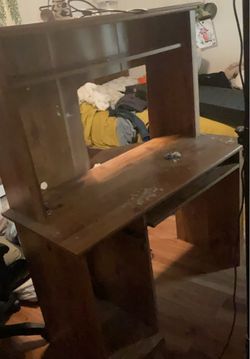 Free desk