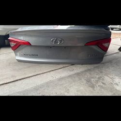 2015 Hyundai sonata sport trunk lid