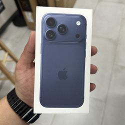 iPhone 17 Pro Unlocked 256GB! Finance For $50 Down Payment!!