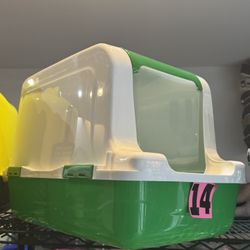 Litter box 