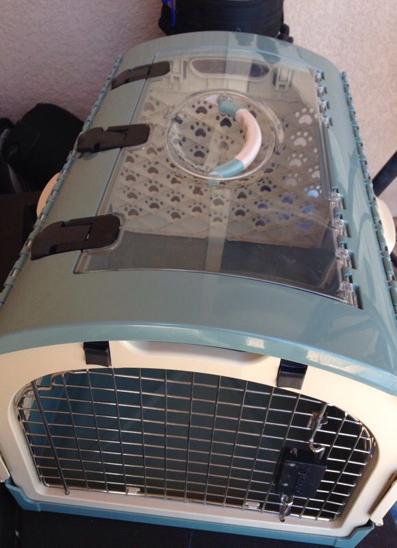 Portable nylabone collapsible dog crate like me 21x16x15" for Sale in