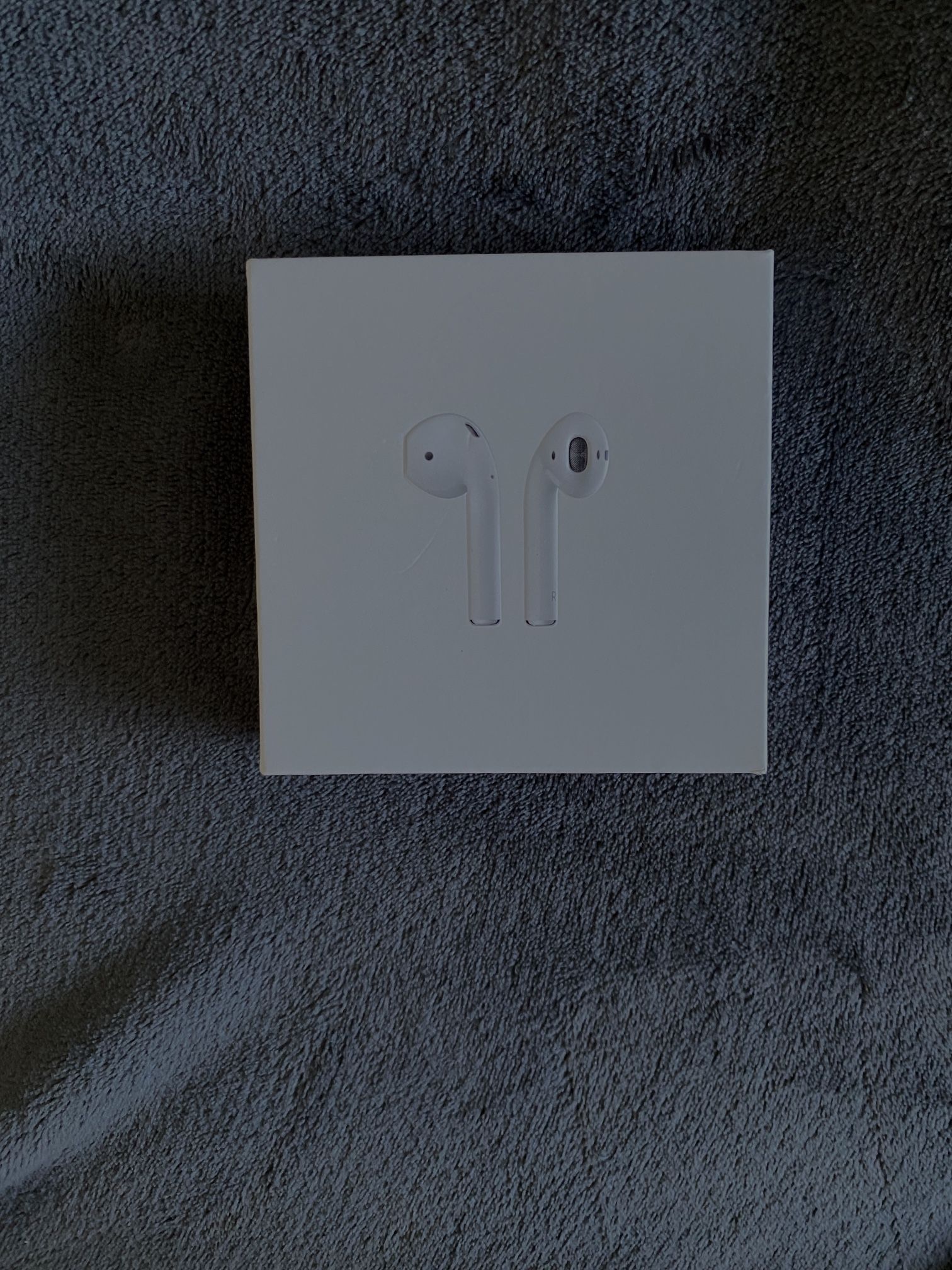 AirPods Gen 2