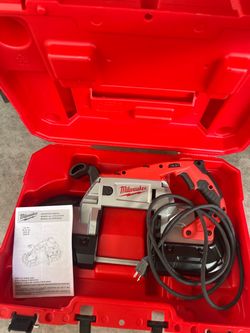 Milwaukee Deep Cut Band Saw with Case