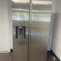 Black Friday Sale !! Refrigerator side by side Samsung 36” inches wide / nevera heladera frío 