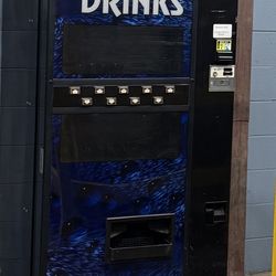  Vending Machine And Drink Vending Machine