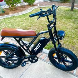 E -Bike -Like New 