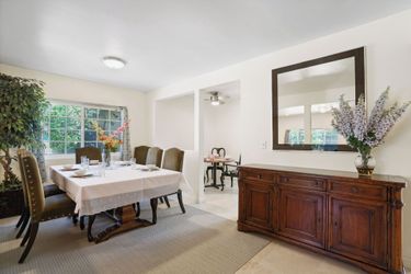 Dining table set