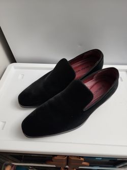 Men's shoes black Size 9 in a  good condition