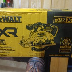 Dewalt Circular Saw