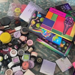 Miscellaneous make up For Low  