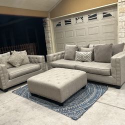 Free Delivery 🚚 Beige Couch Set/ Sala Color Beige