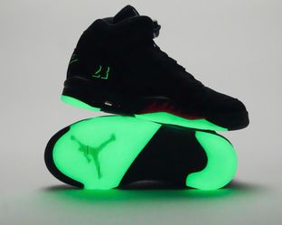Air Jordan 5 ‘Halloween’ Black Green Glow Sneakers
