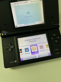 Black Nintendo DSI w/ Charger (175+ Games Pre installed)