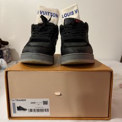 LV TRAINERS 