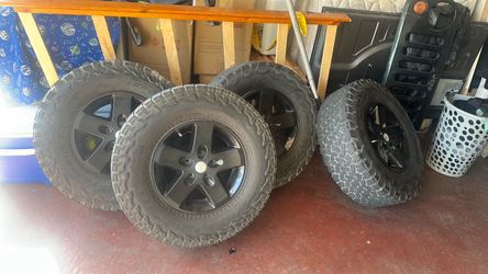 Jeep tires