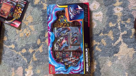 Pokémon Mega Greninja EX Premium Collection Box