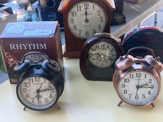 Clocks Regular & 1 super
