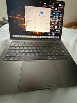 MacBook Pro 16gb M4 chip