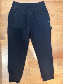 Women’s black Dickies scrub pants