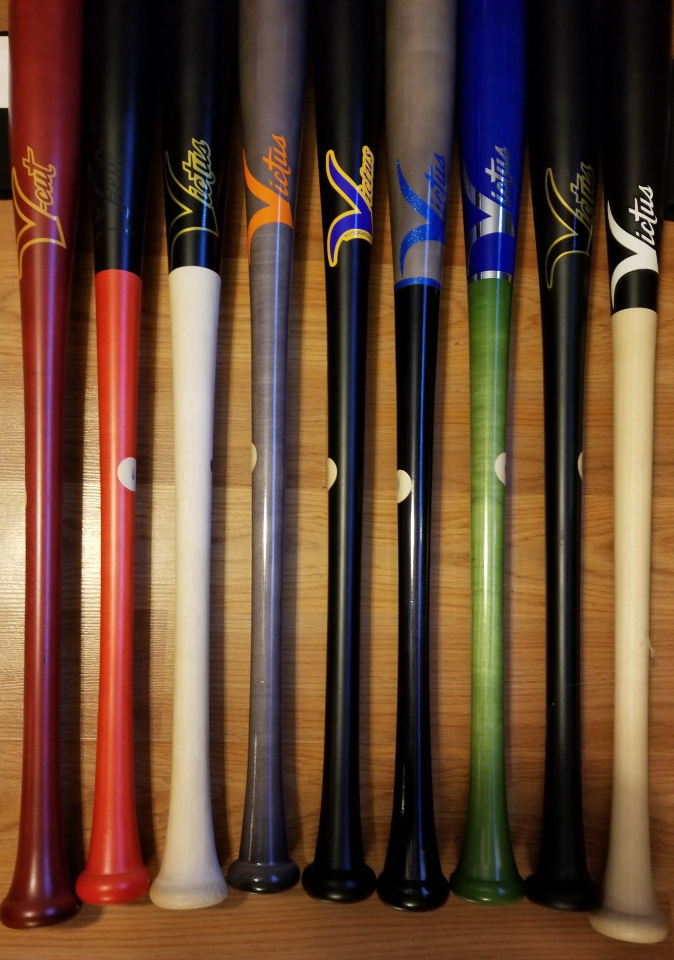 Brand New Victus Pro Model Hard Maple Ink Dot Wood Baseball Bats 33.5" Brand New