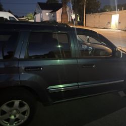 Xbox 2010 Jeep Grand Cheroke 
