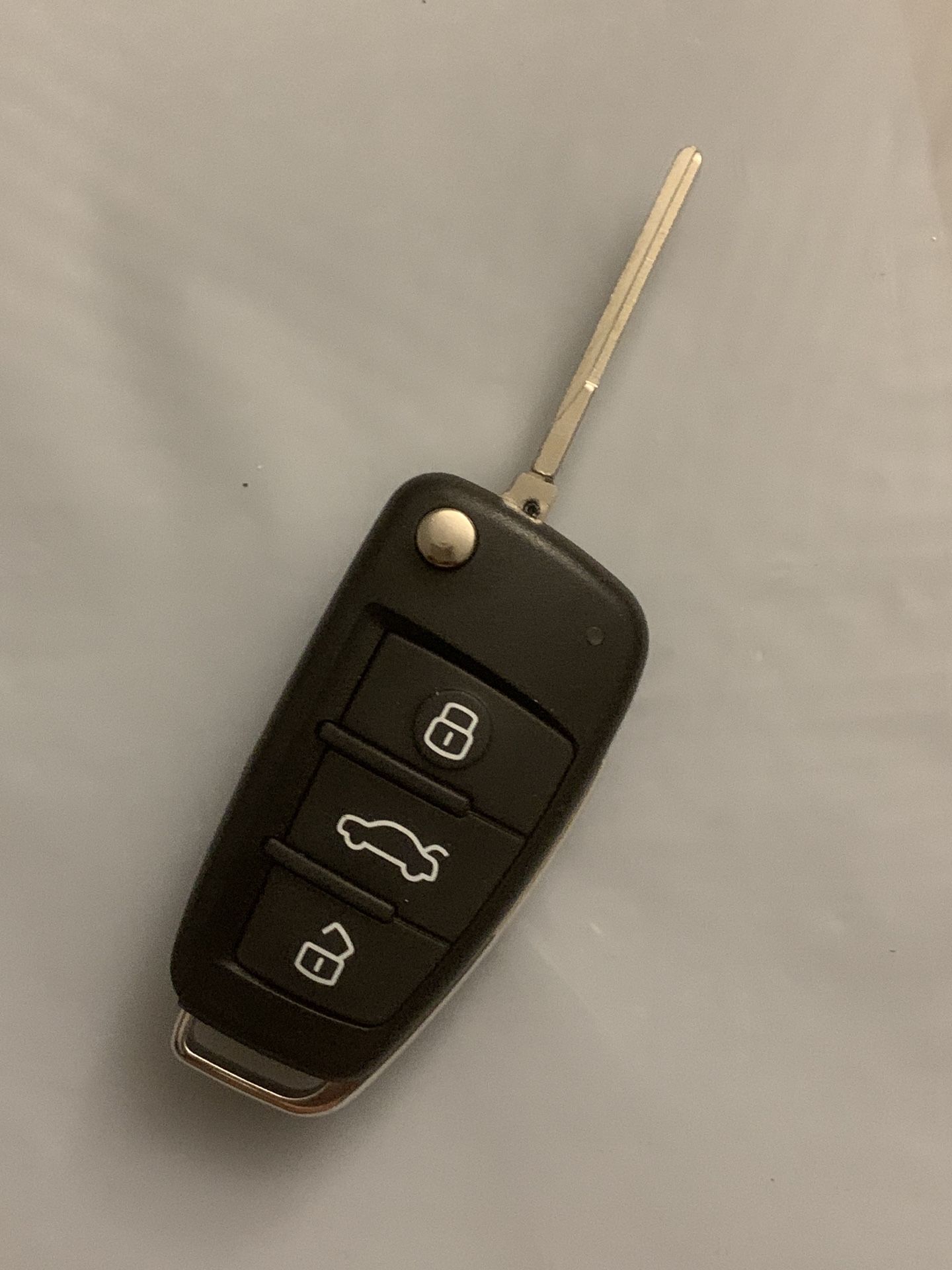 Audi TT key, Audi A3 key, Audi A4 Key, Audi A5 Key, Audi S3 Key, Audi S5 Key, Audi S6 Key, Audi S7 Key, Audi S8 Key, Audi Key