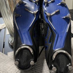 soccer shoes great condition 