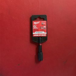 Milwaukee SHOCKWAVE Impact Duty 2-7/8 in. Locking Bit Holder