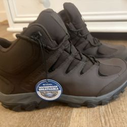 Colombia Hiking Boots Brand New Sz11