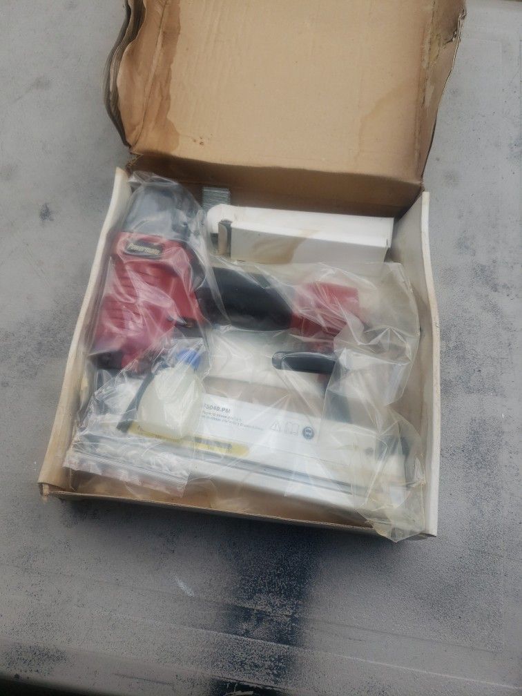 Pistola De Aire De Clabo Y Grapas Para Acabado De Pisos Marcos