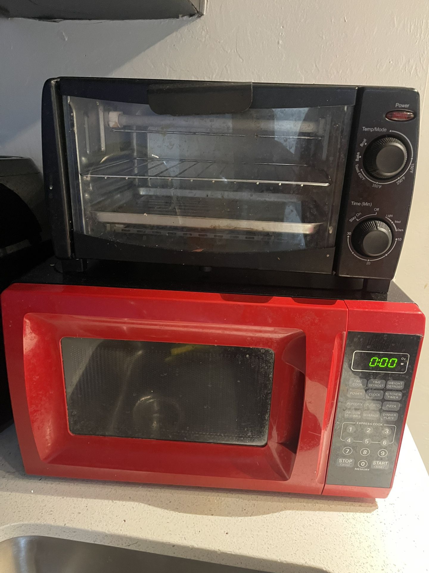 Microwave  And Toaster $40