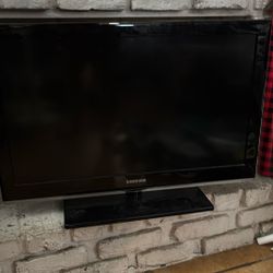 32 Inch Samsung Tv (not Smart)