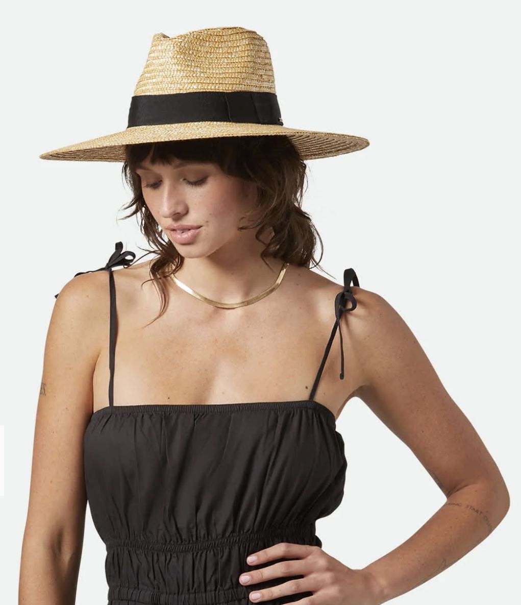 Woman’s BRIXTON Joanna Straw. Hat Size M Hat is also adjustable on the inside